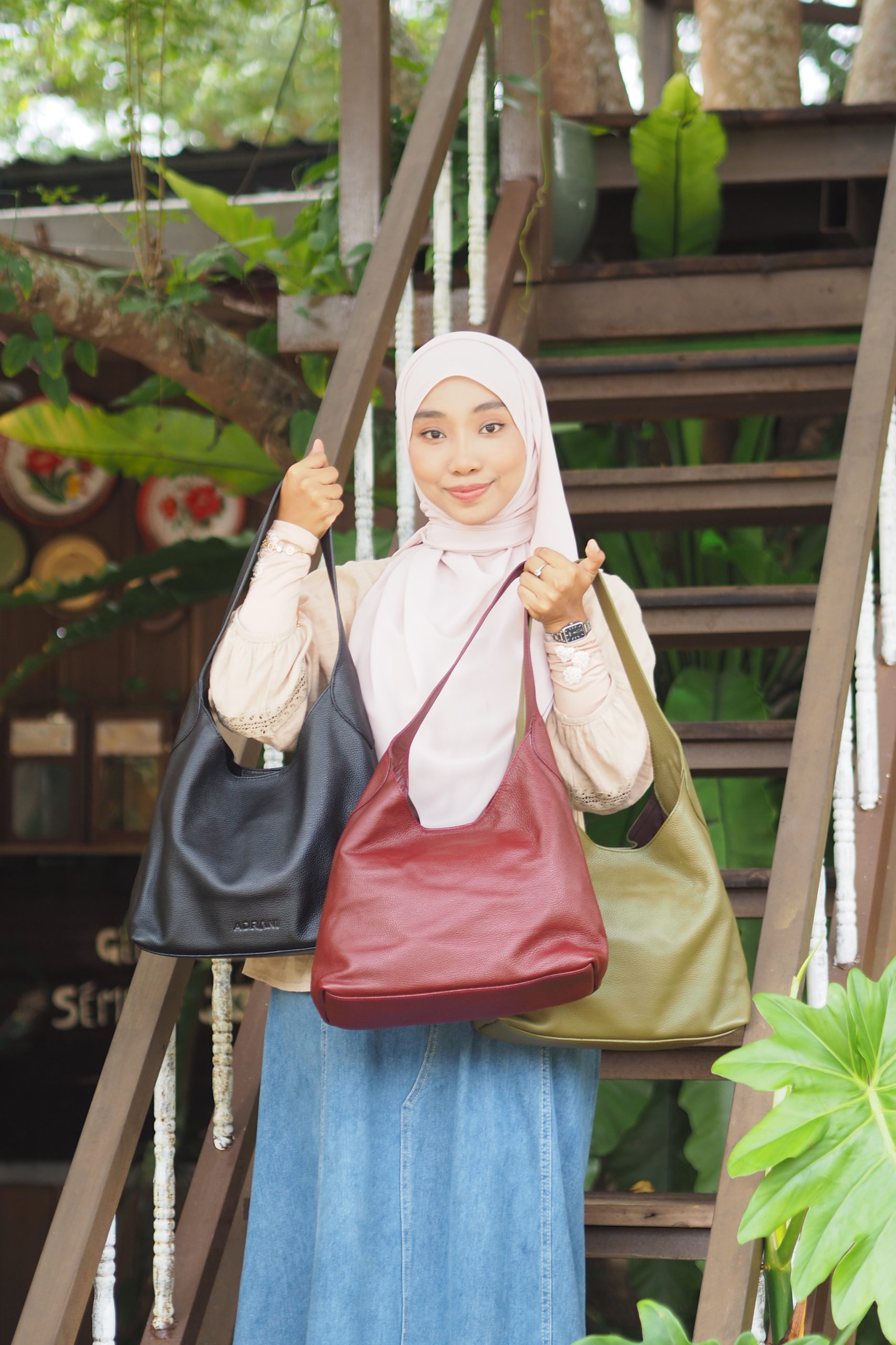 SHERYN HOBO BAG - Image 2